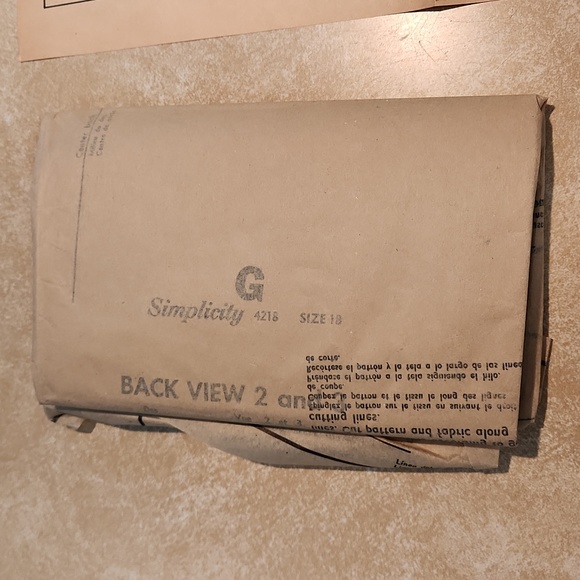 Simplicity vintage unique pattern # 4218  Sz 18- uncut; slip, half slip, panties - Picture 3 of 7